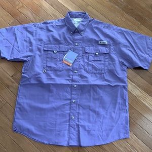 Mens Medium Columbia PFG fishing shirt! It’s new with tags and purple.